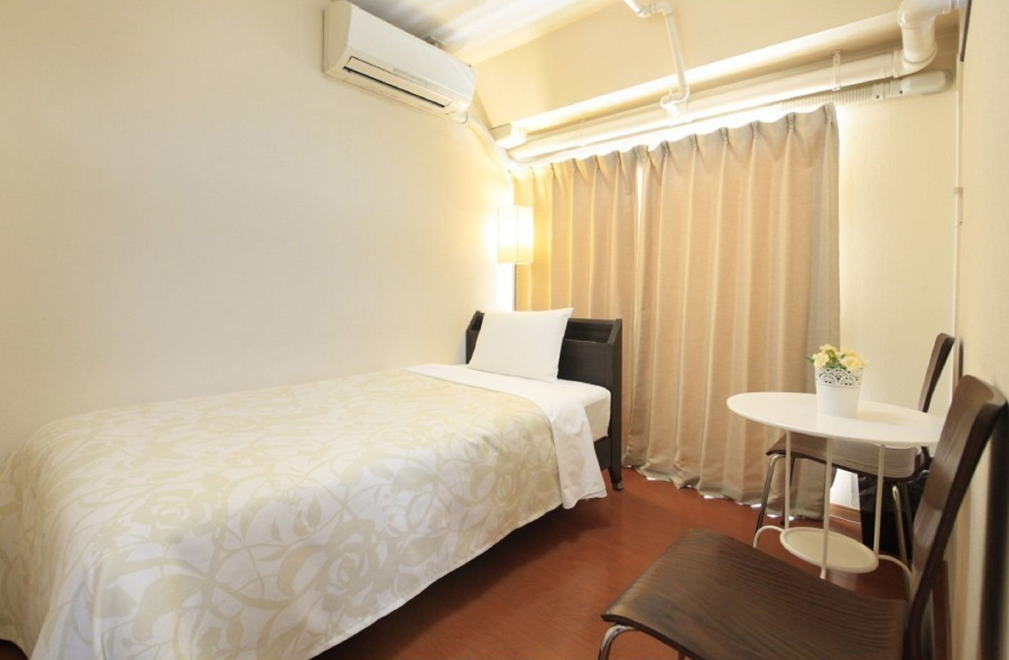 Shinjuku Urban Hotel Tokyo Exterior photo