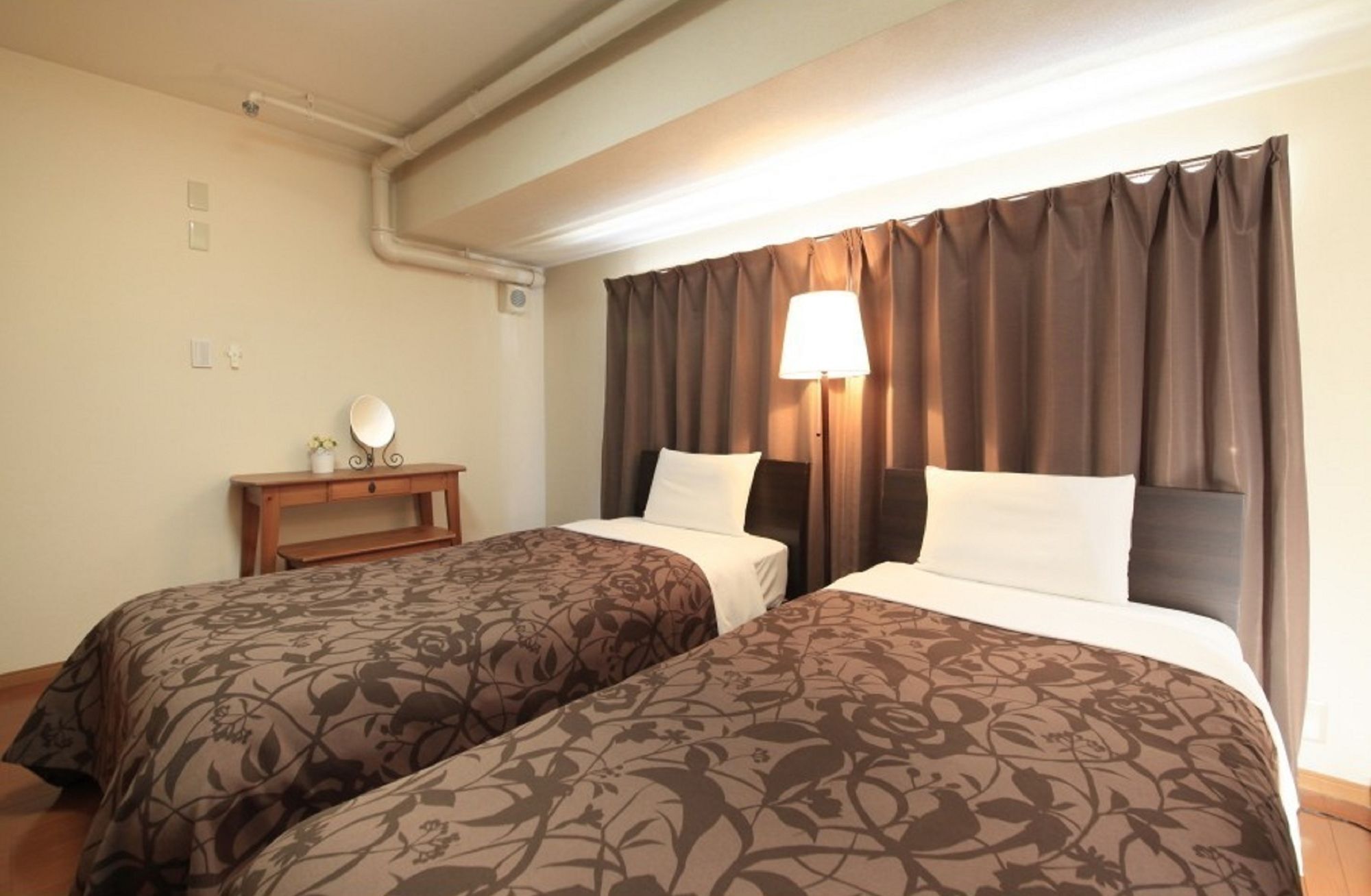 Shinjuku Urban Hotel Tokyo Exterior photo