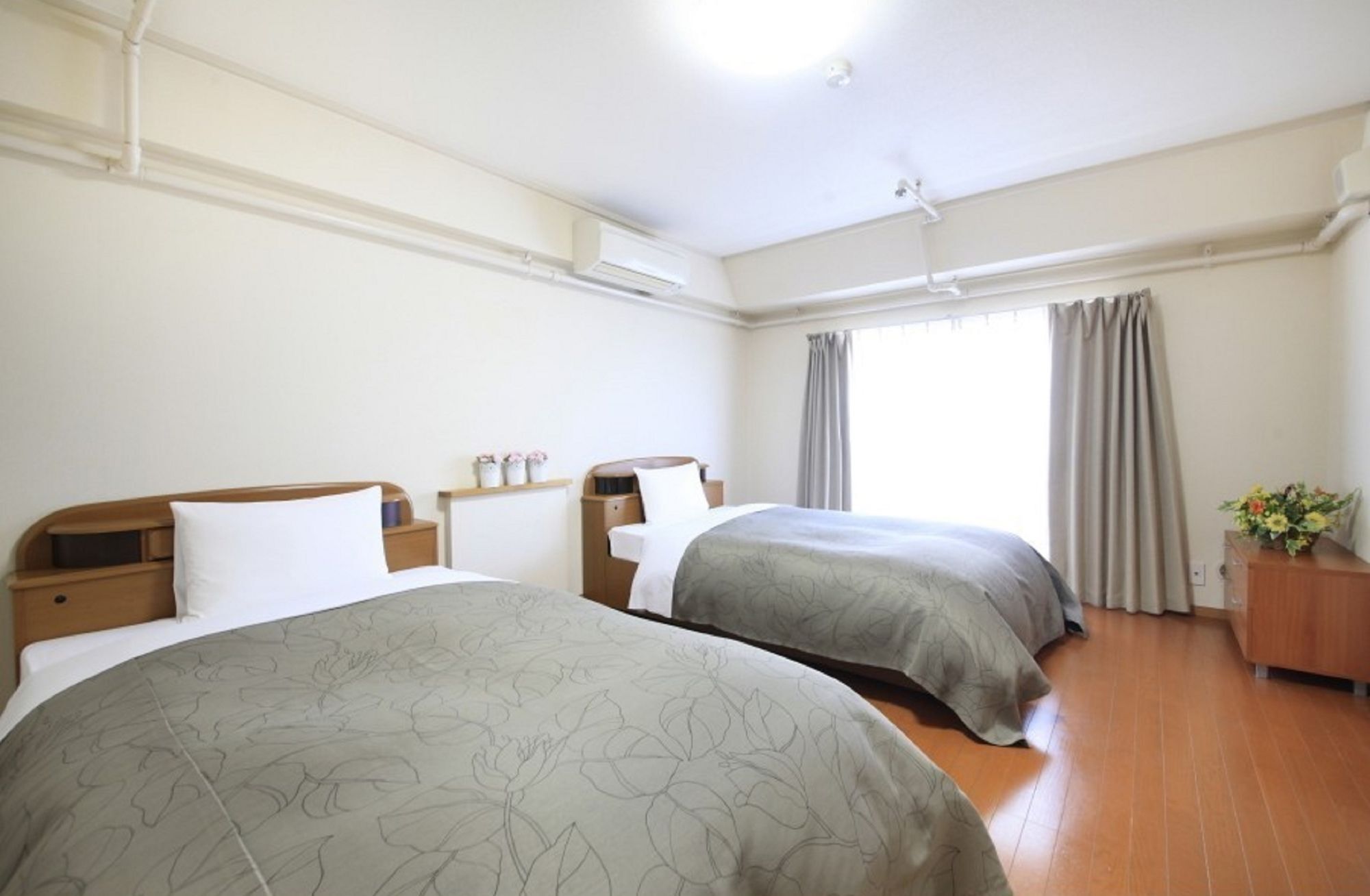 Shinjuku Urban Hotel Tokyo Exterior photo